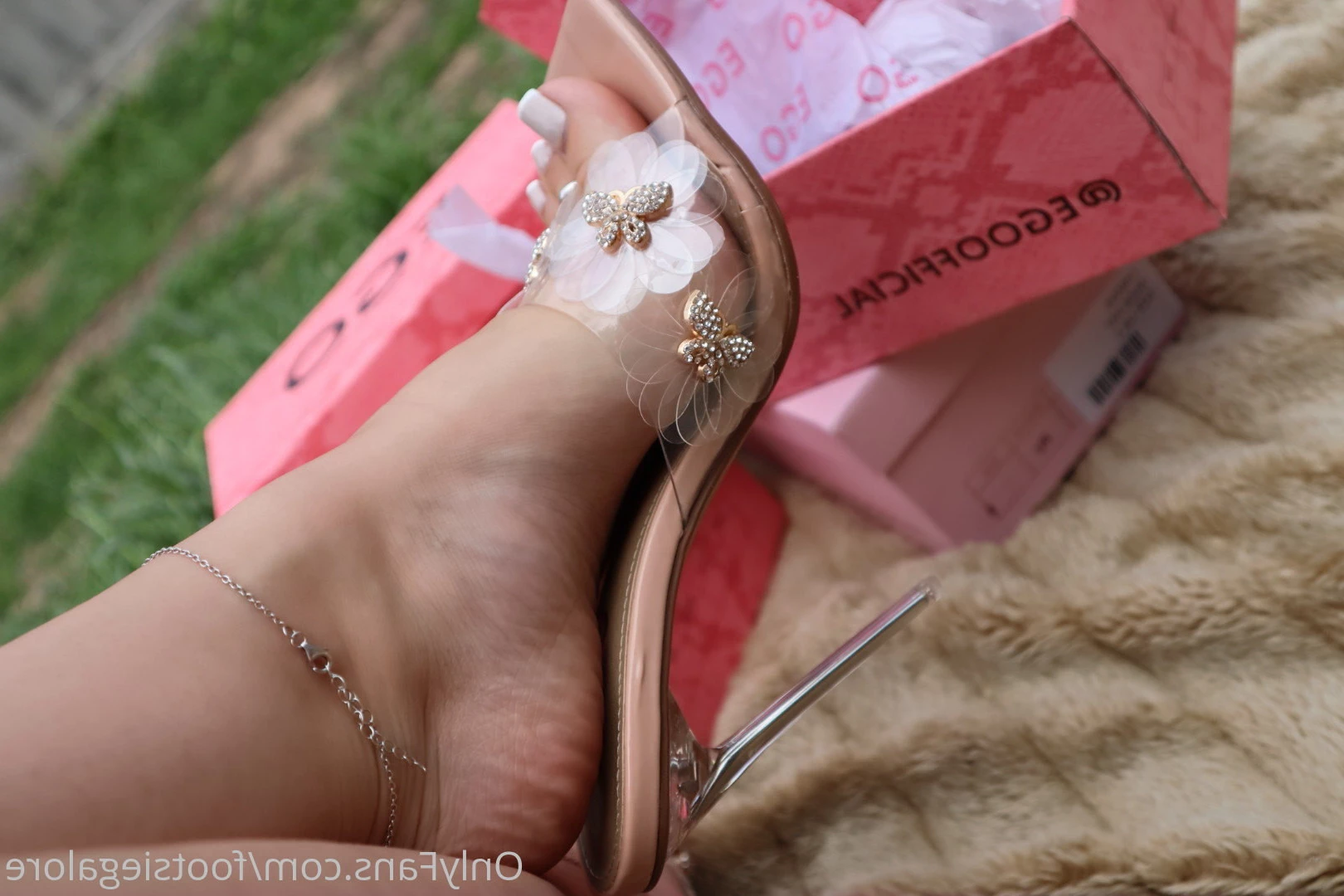 @footsiegalore [ footsiegalore ] Onlyfans leaked photo 7285379 on Hotleaks.tv