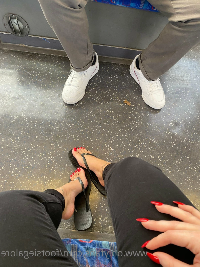 @footsiegalore [ footsiegalore ] Onlyfans leaked photo 7285668 on Hotleaks.tv