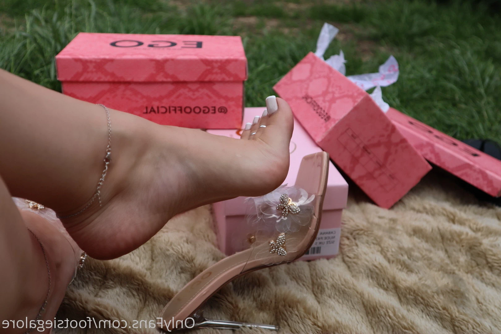 @footsiegalore [ footsiegalore ] Onlyfans leaked photo 7286401 on Hotleaks.tv