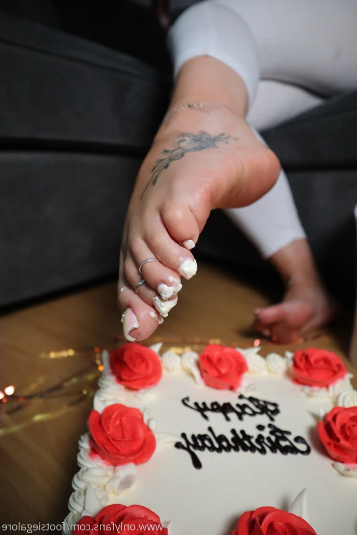 @footsiegalore [ footsiegalore ] Onlyfans leaked photo 7286413 on Hotleaks.tv