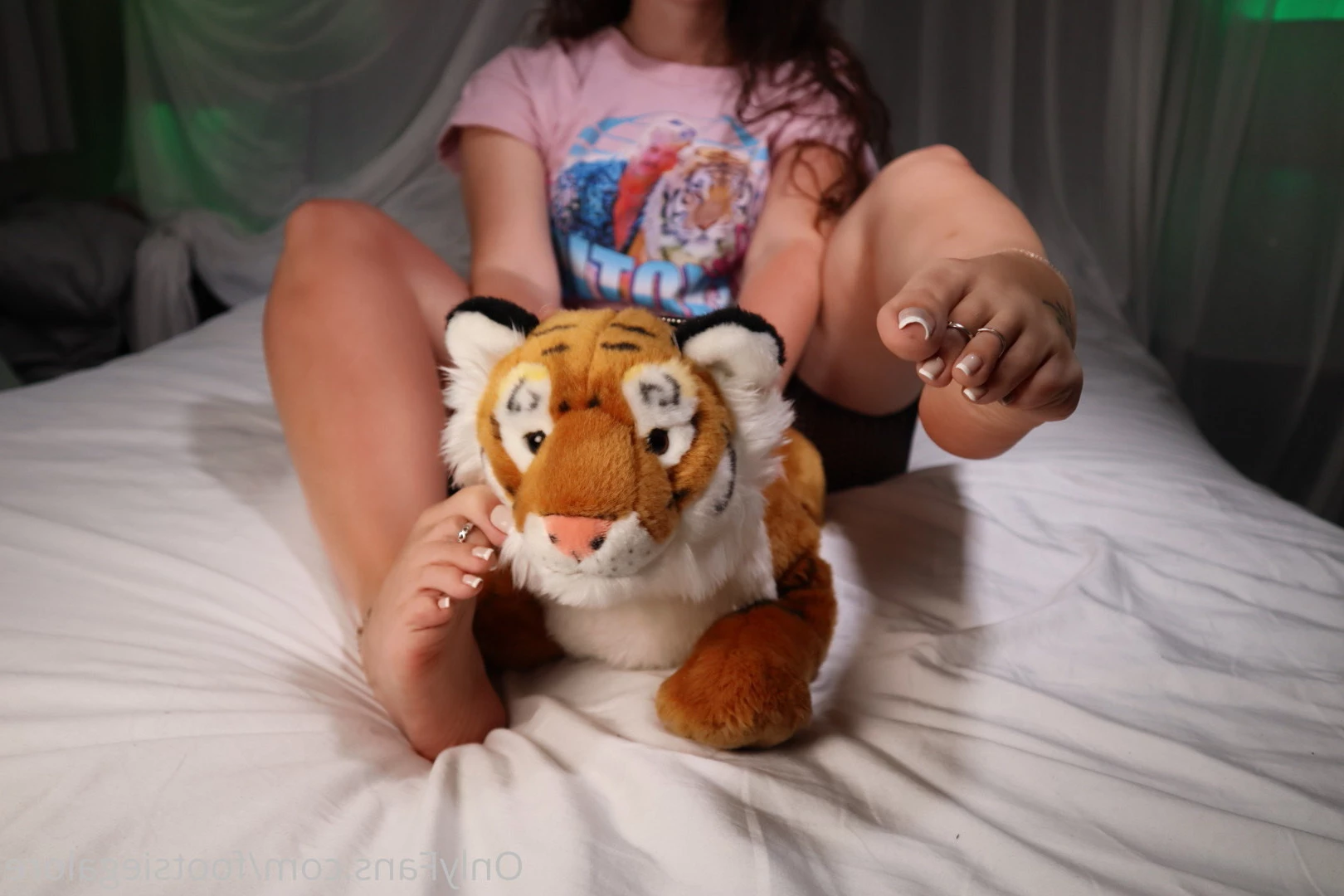 @footsiegalore [ footsiegalore ] Onlyfans leaked photo 7290140 on Hotleaks.tv