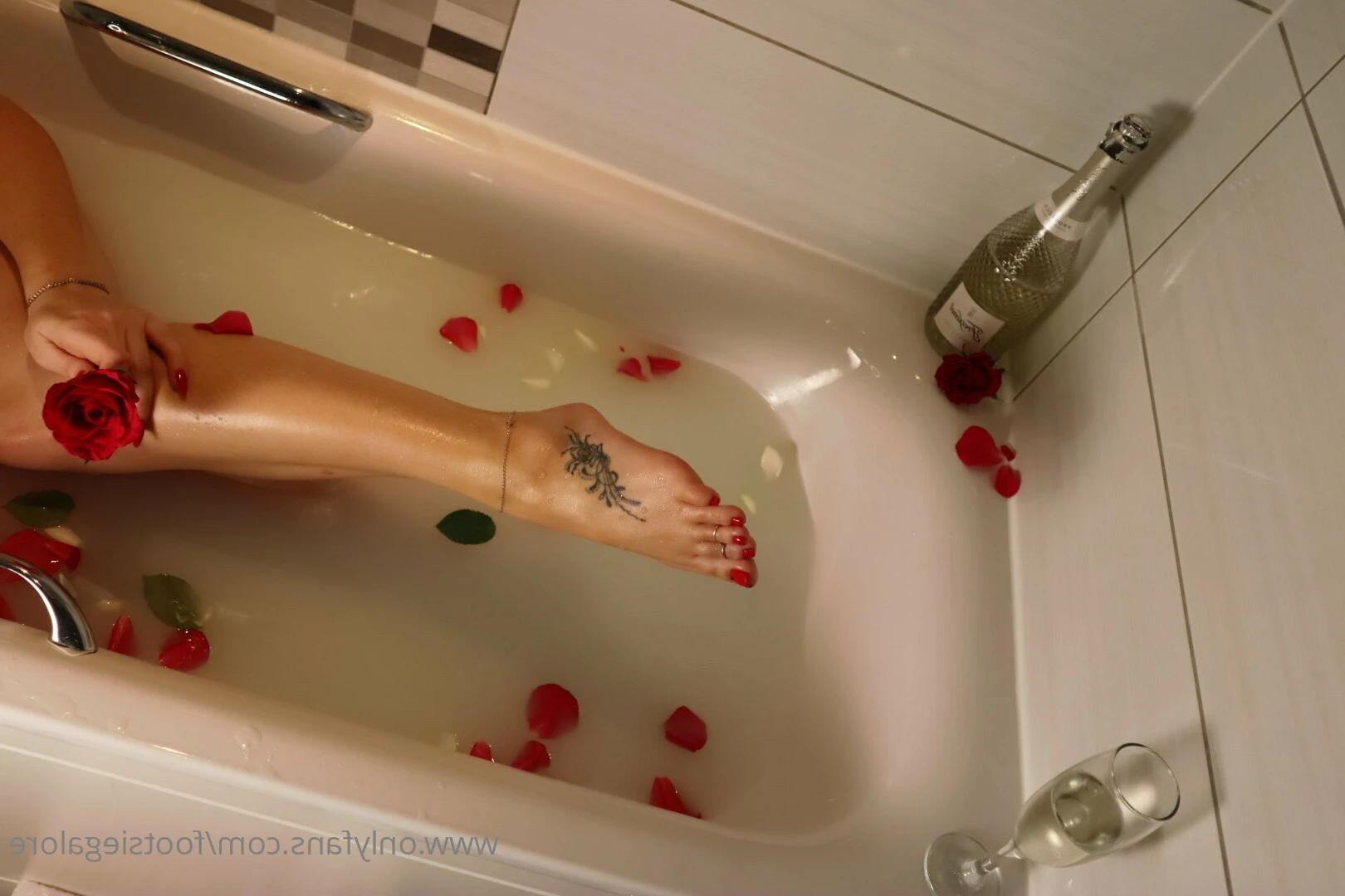 @footsiegalore [ footsiegalore ] Onlyfans leaked photo 7291269 on Hotleaks.tv