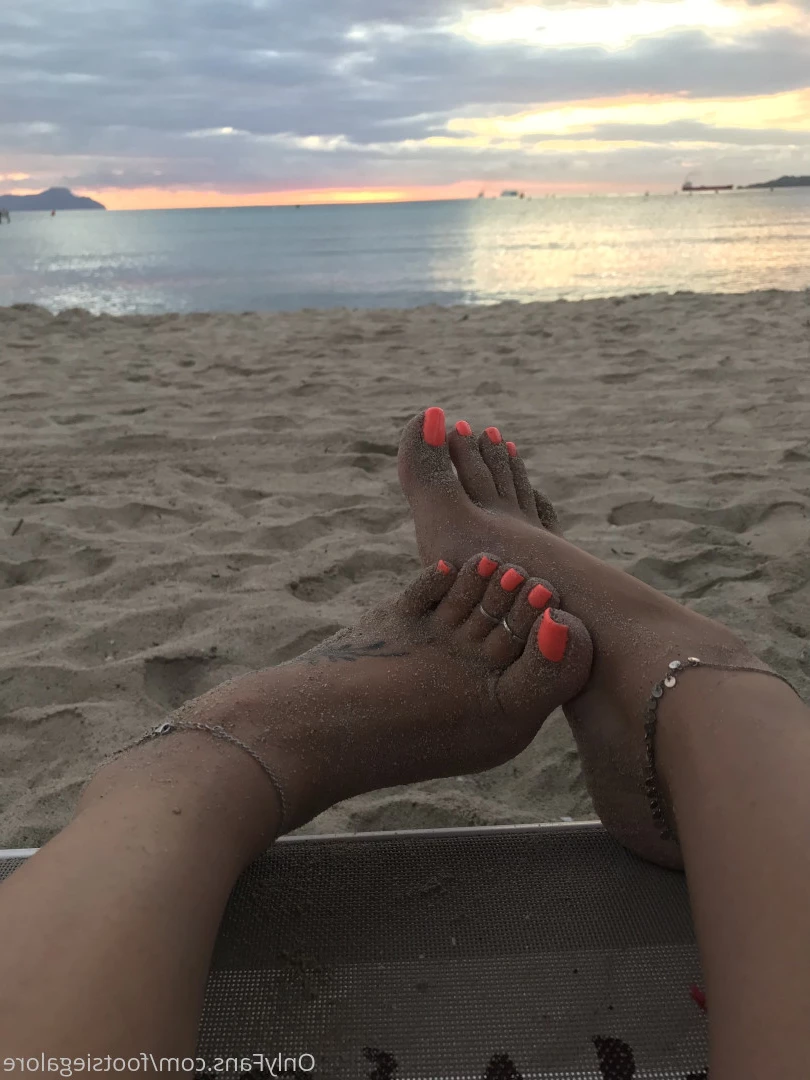 @footsiegalore [ footsiegalore ] Onlyfans leaked photo 7292382 on Hotleaks.tv