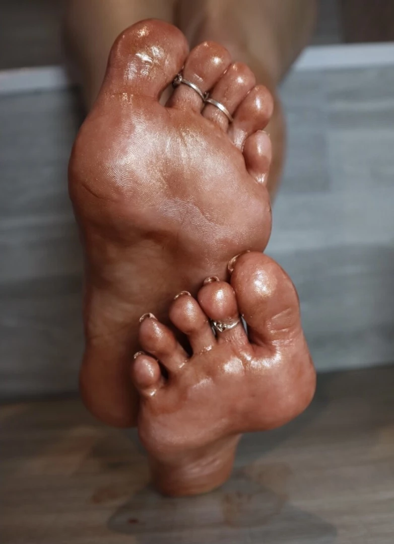 @footsiegalore [ footsiegalore ] Onlyfans leaked photo 7292419 on Hotleaks.tv