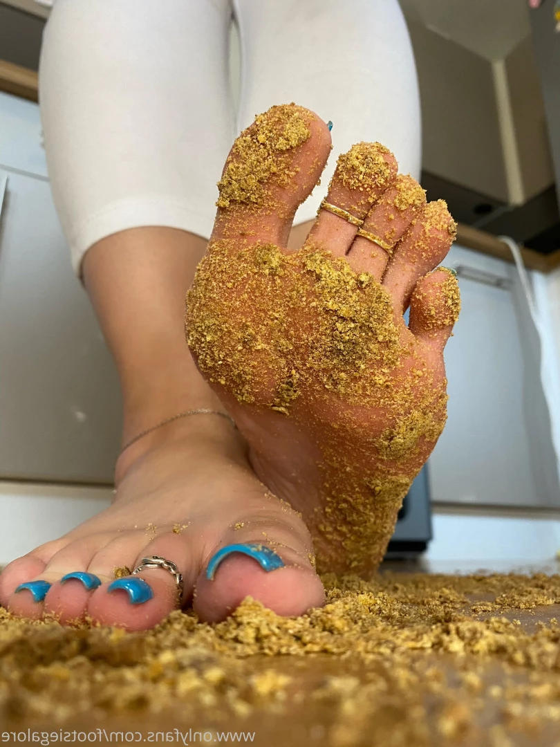 @footsiegalore [ footsiegalore ] Onlyfans leaked photo 7292480 on Hotleaks.tv
