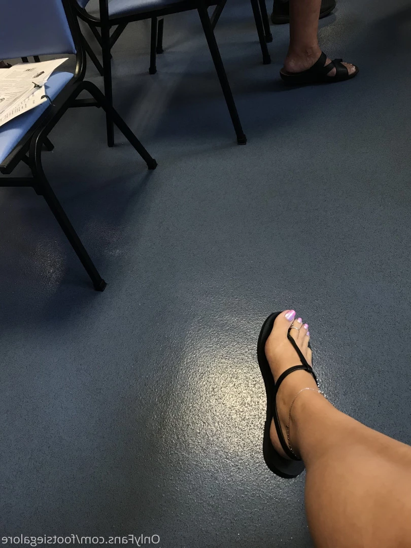 @footsiegalore [ footsiegalore ] Onlyfans leaked photo 7293751 on Hotleaks.tv