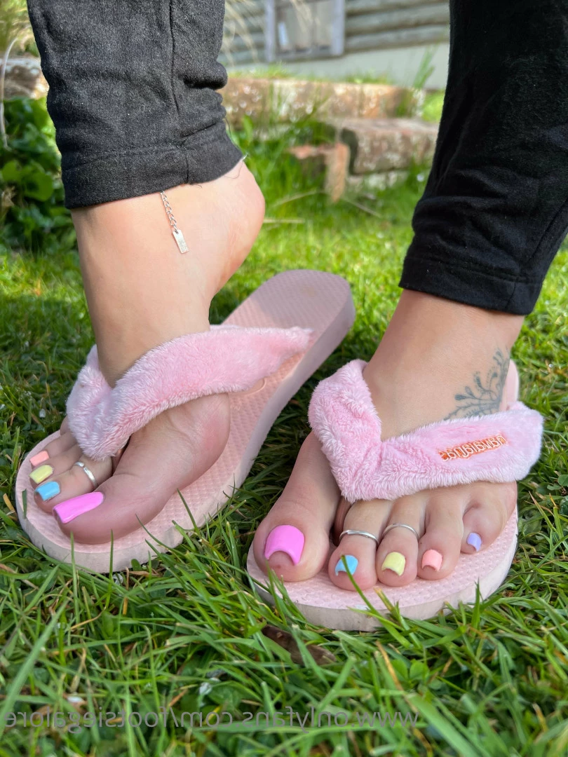 @footsiegalore [ footsiegalore ] Onlyfans leaked photo 7295770 on Hotleaks.tv