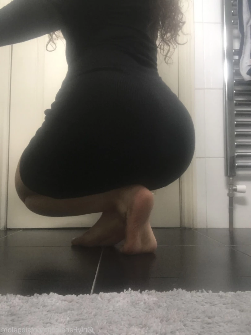 @footsiegalore [ footsiegalore ] Onlyfans leaked photo 7295999 on Hotleaks.tv
