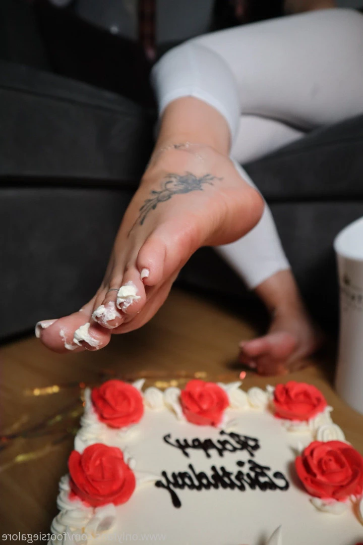 @footsiegalore [ footsiegalore ] Onlyfans leaked photo 7296627 on Hotleaks.tv