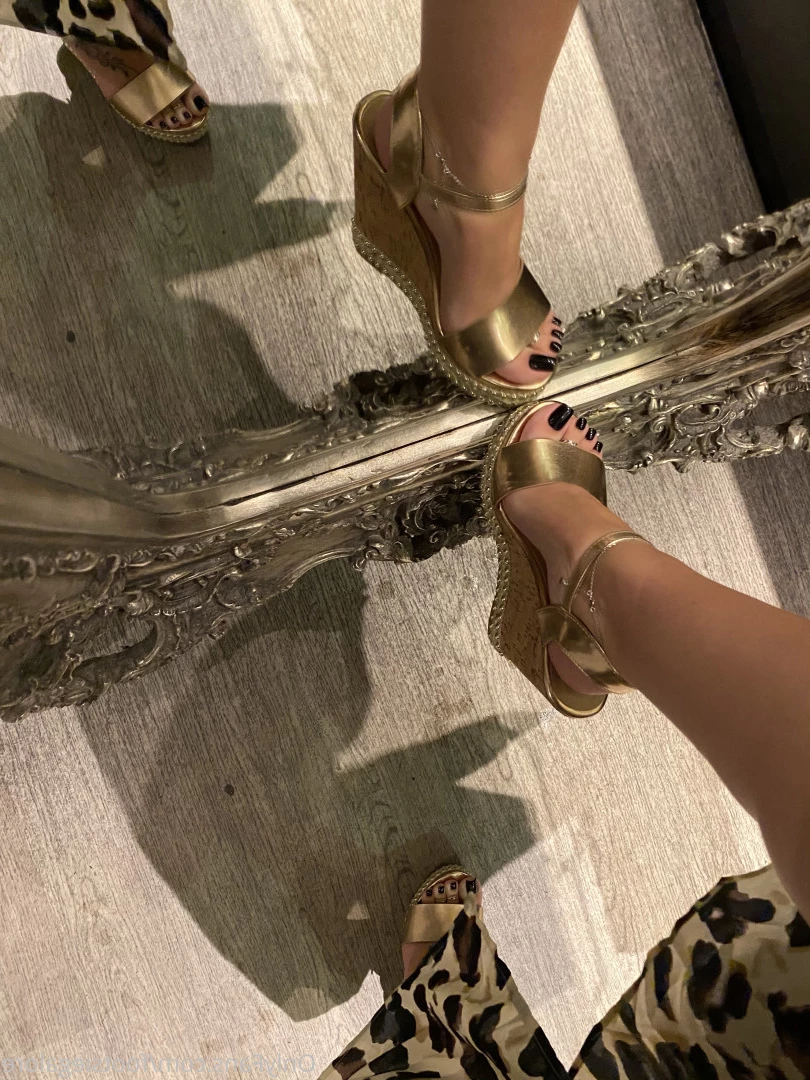 @footsiegalore [ footsiegalore ] Onlyfans leaked photo 7297805 on Hotleaks.tv