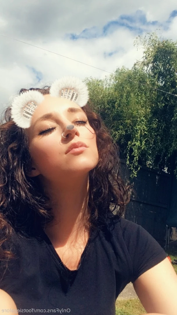 @footsiegalore [ footsiegalore ] Onlyfans leaked photo 7298146 on Hotleaks.tv