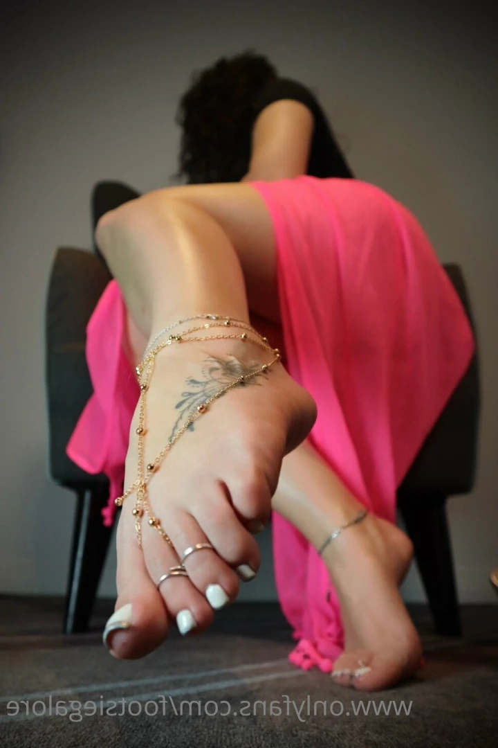 @footsiegalore [ footsiegalore ] Onlyfans leaked photo 7299395 on Hotleaks.tv