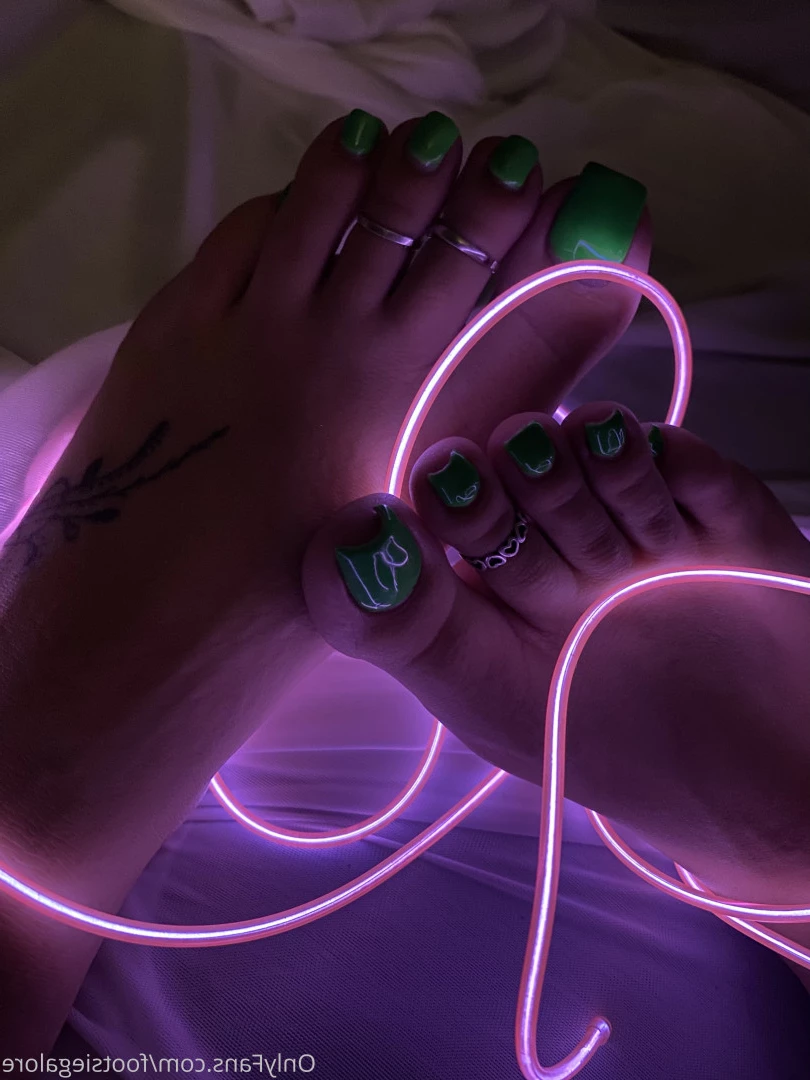 @footsiegalore [ footsiegalore ] Onlyfans leaked photo 7300881 on Hotleaks.tv