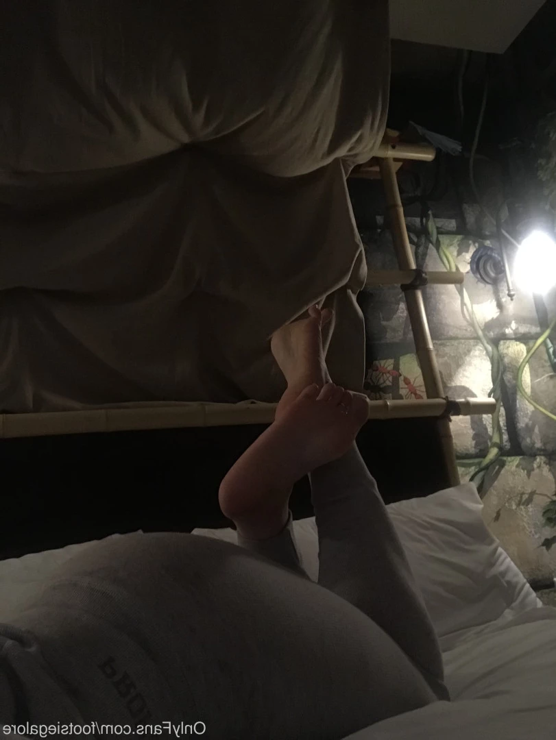 @footsiegalore [ footsiegalore ] Onlyfans leaked photo 7302059 on Hotleaks.tv