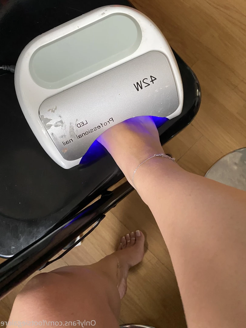 @footsiegalore [ footsiegalore ] Onlyfans leaked photo 7303610 on Hotleaks.tv