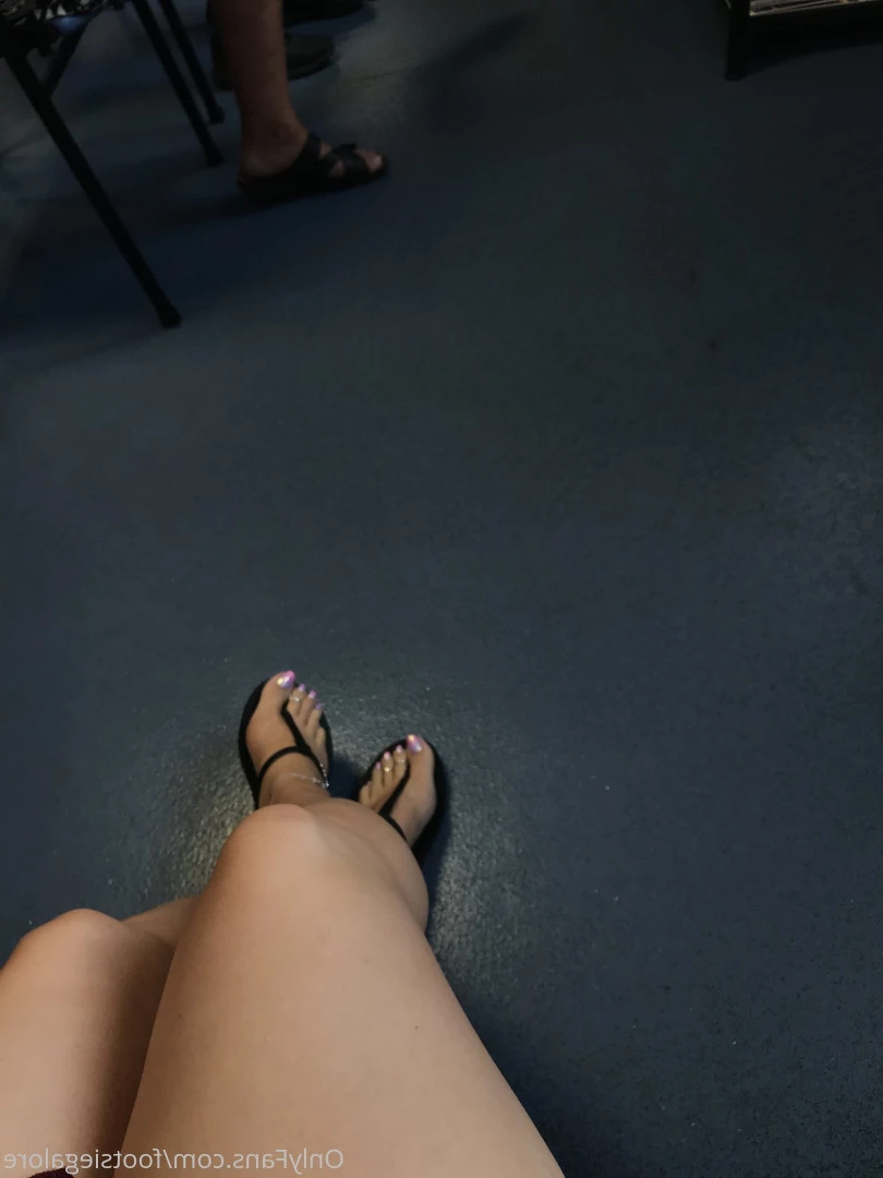 @footsiegalore [ footsiegalore ] Onlyfans leaked photo 7304512 on Hotleaks.tv