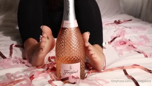 @footsiegalore [ footsiegalore ] Onlyfans leaked video 7627620 on Hotleaks.tv