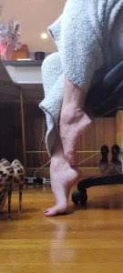 7614933