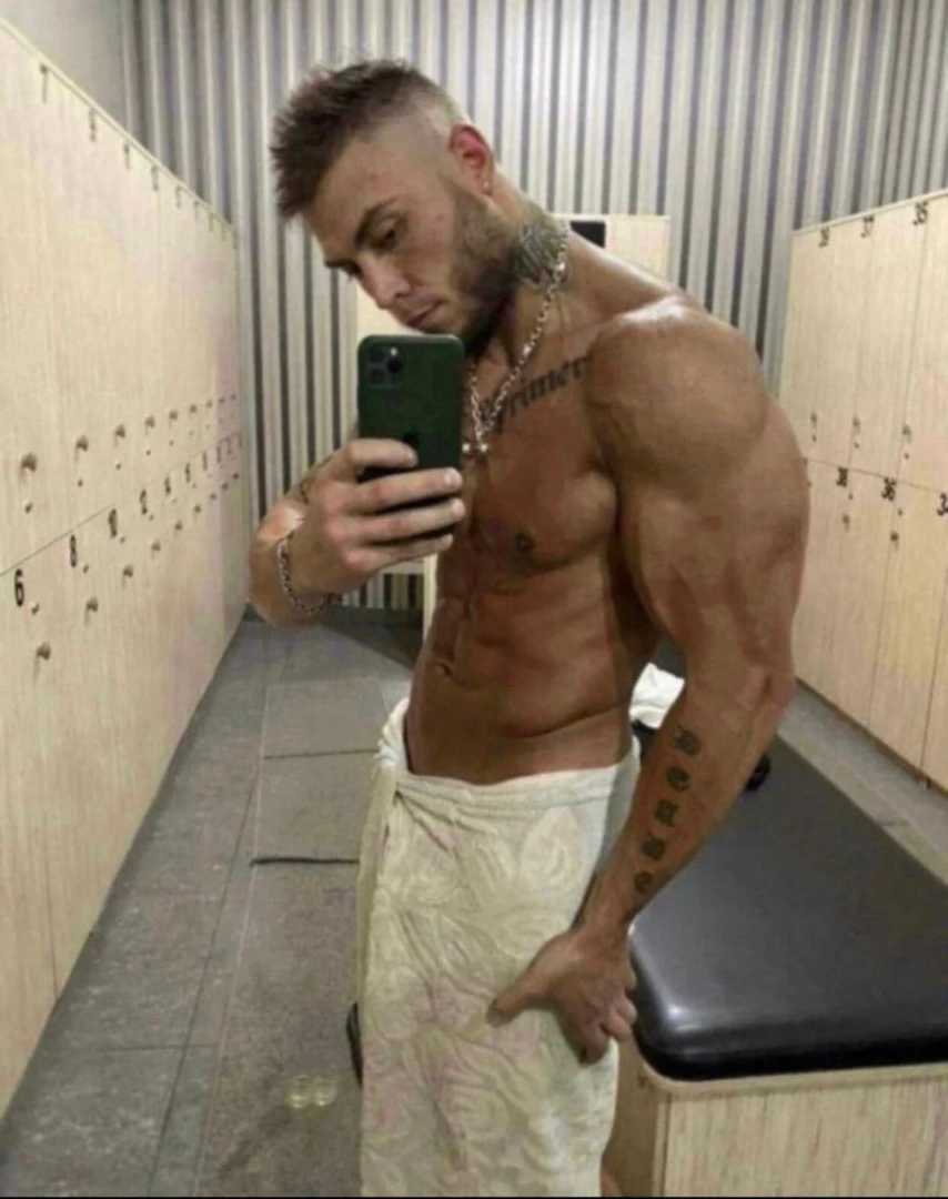FREE GAY ONLYFANS • DENNIS NICKOLERO [ freegayonlyfans ] Onlyfans leaked photo 7520988 on Hotleaks.tv