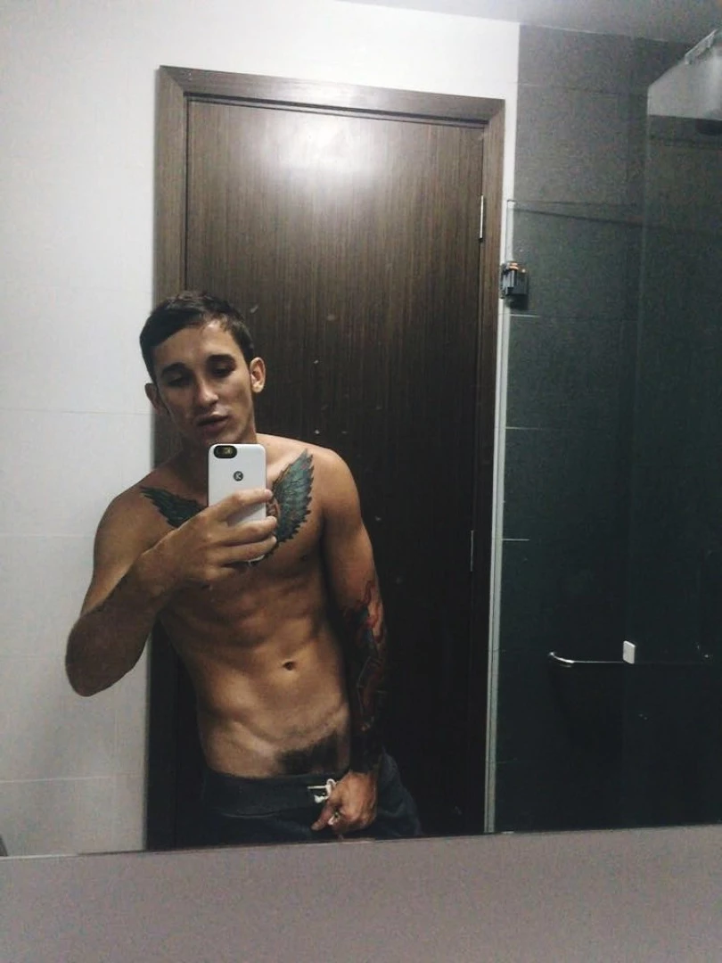FREE GAY ONLYFANS • DENNIS NICKOLERO [ freegayonlyfans ] Onlyfans leaked photo 7521032 on Hotleaks.tv