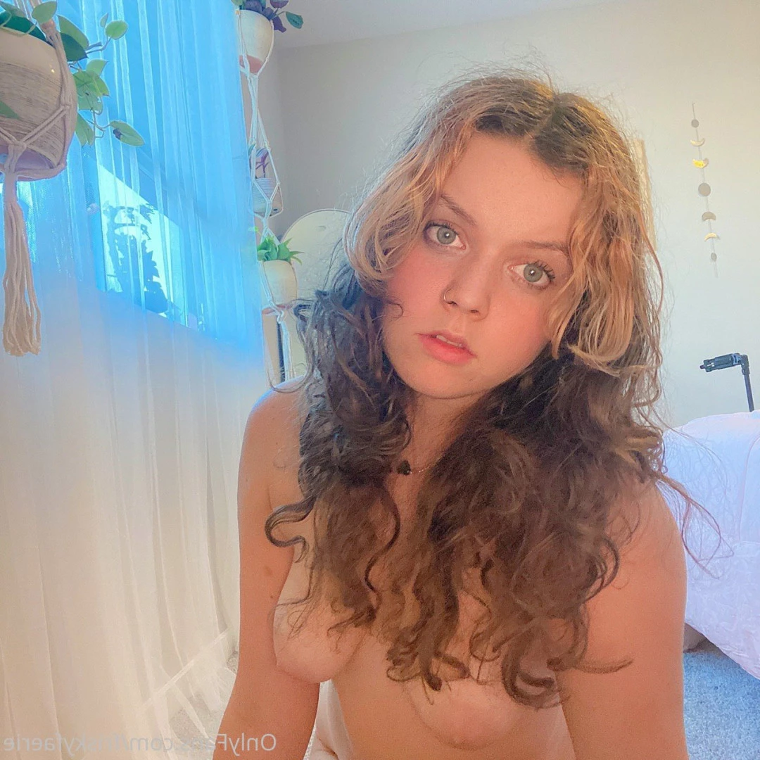 fae • all natural ❤︎ [ friskyfaerie ] Onlyfans leaked photo 6634498 on Hotleaks.tv