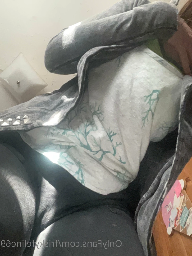 THE frisky feline [ friskyfeline69 ] Onlyfans leaked photo 7063386 on Hotleaks.tv