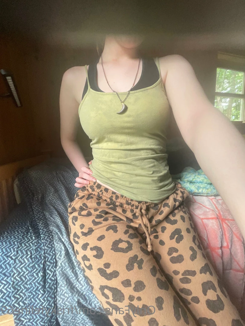 THE frisky feline [ friskyfeline69 ] Onlyfans leaked photo 7063684 on Hotleaks.tv