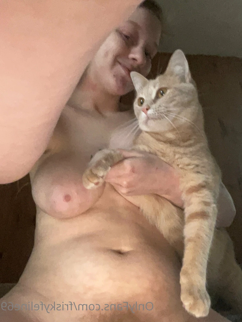 THE frisky feline [ friskyfeline69 ] Onlyfans leaked photo 7063861 on Hotleaks.tv