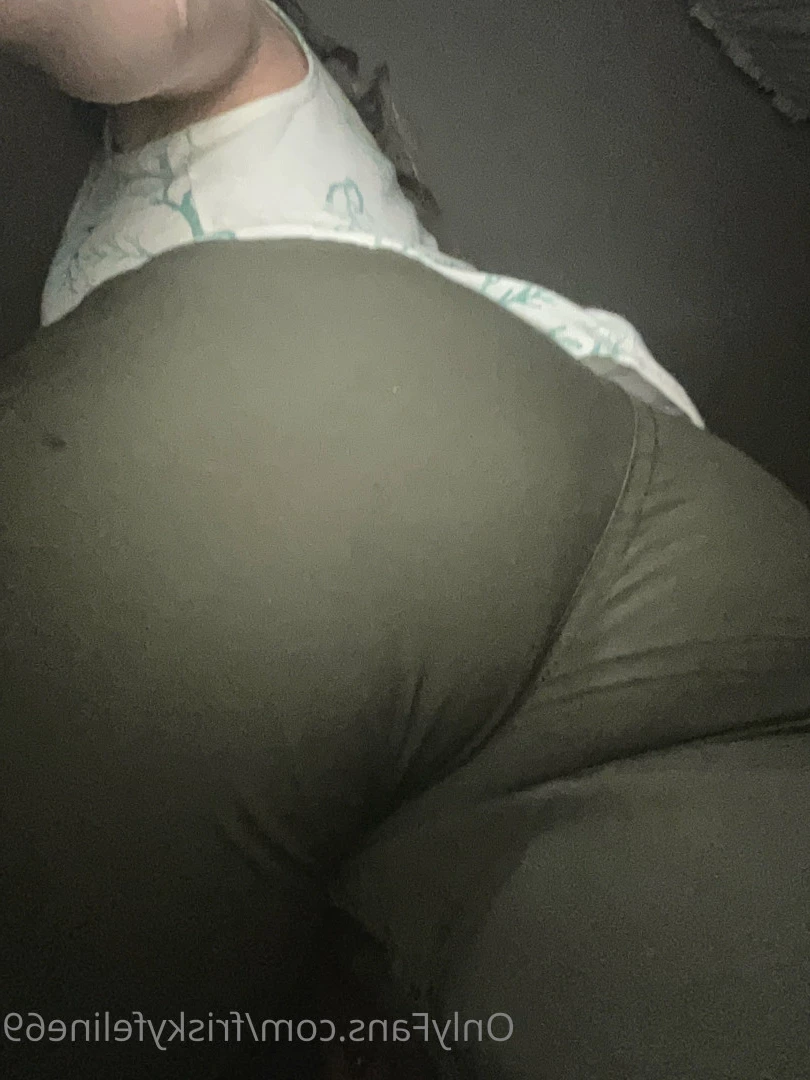 THE frisky feline [ friskyfeline69 ] Onlyfans leaked photo 7064792 on Hotleaks.tv