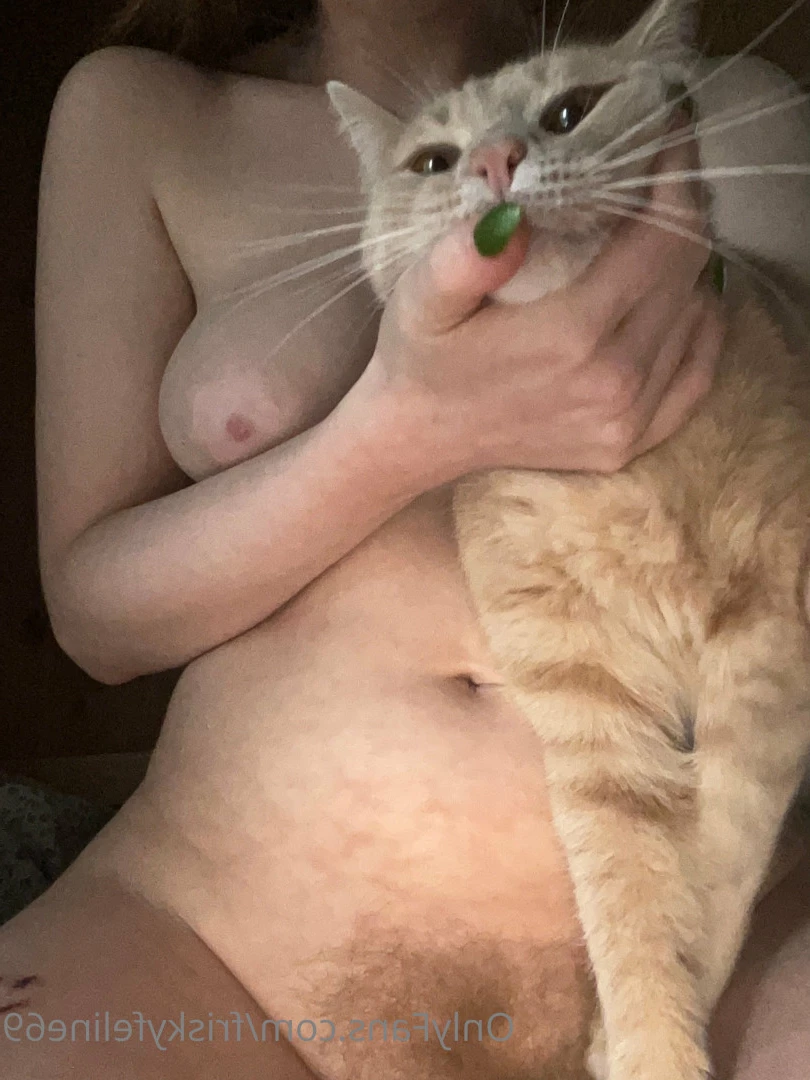 THE frisky feline [ friskyfeline69 ] Onlyfans leaked photo 7064829 on Hotleaks.tv
