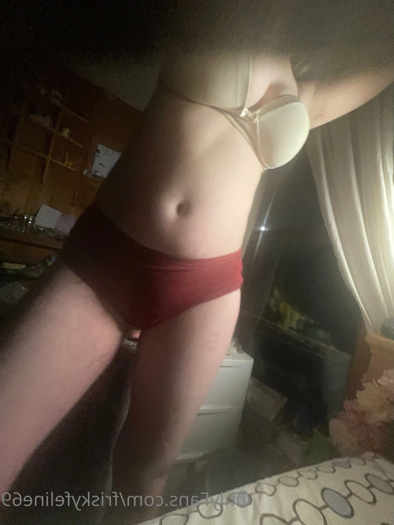 THE frisky feline [ friskyfeline69 ] Onlyfans leaked photo 7064948 on Hotleaks.tv