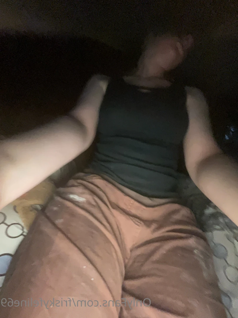 THE frisky feline [ friskyfeline69 ] Onlyfans leaked photo 7065712 on Hotleaks.tv
