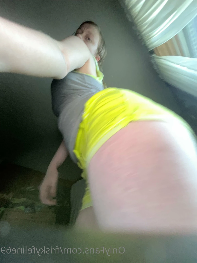 THE frisky feline [ friskyfeline69 ] Onlyfans leaked photo 7065803 on Hotleaks.tv