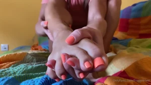 10547945
