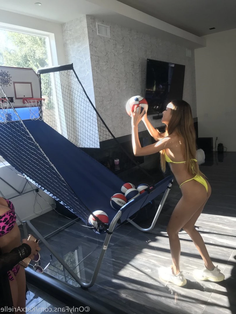 👸🏽Kat [ katxarielle ] Onlyfans leaked photo 598449 on Hotleaks.tv