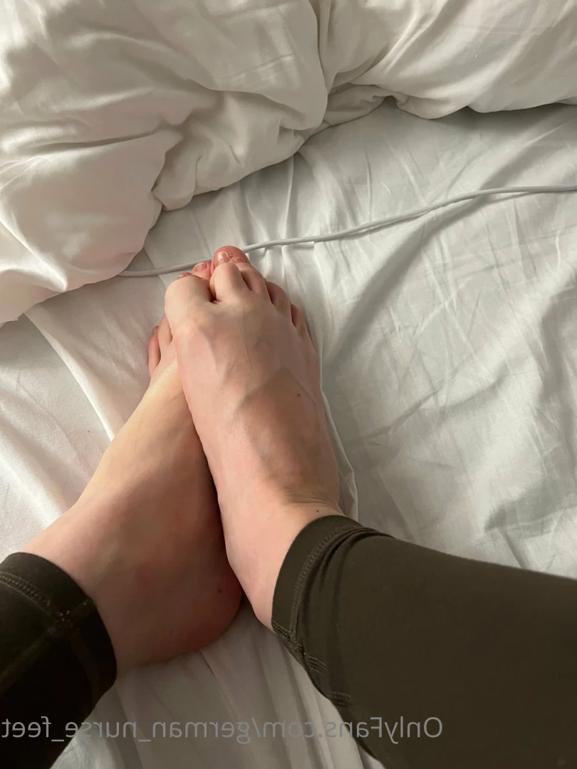 Nurse Jessica 👩🏽‍⚕️🖤 [ german_nurse_feet ] Onlyfans leaked photo 6626408 on Hotleaks.tv