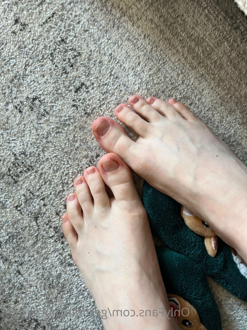 Nurse Jessica 👩🏽‍⚕️🖤 [ german_nurse_feet ] Onlyfans leaked photo 6626416 on Hotleaks.tv