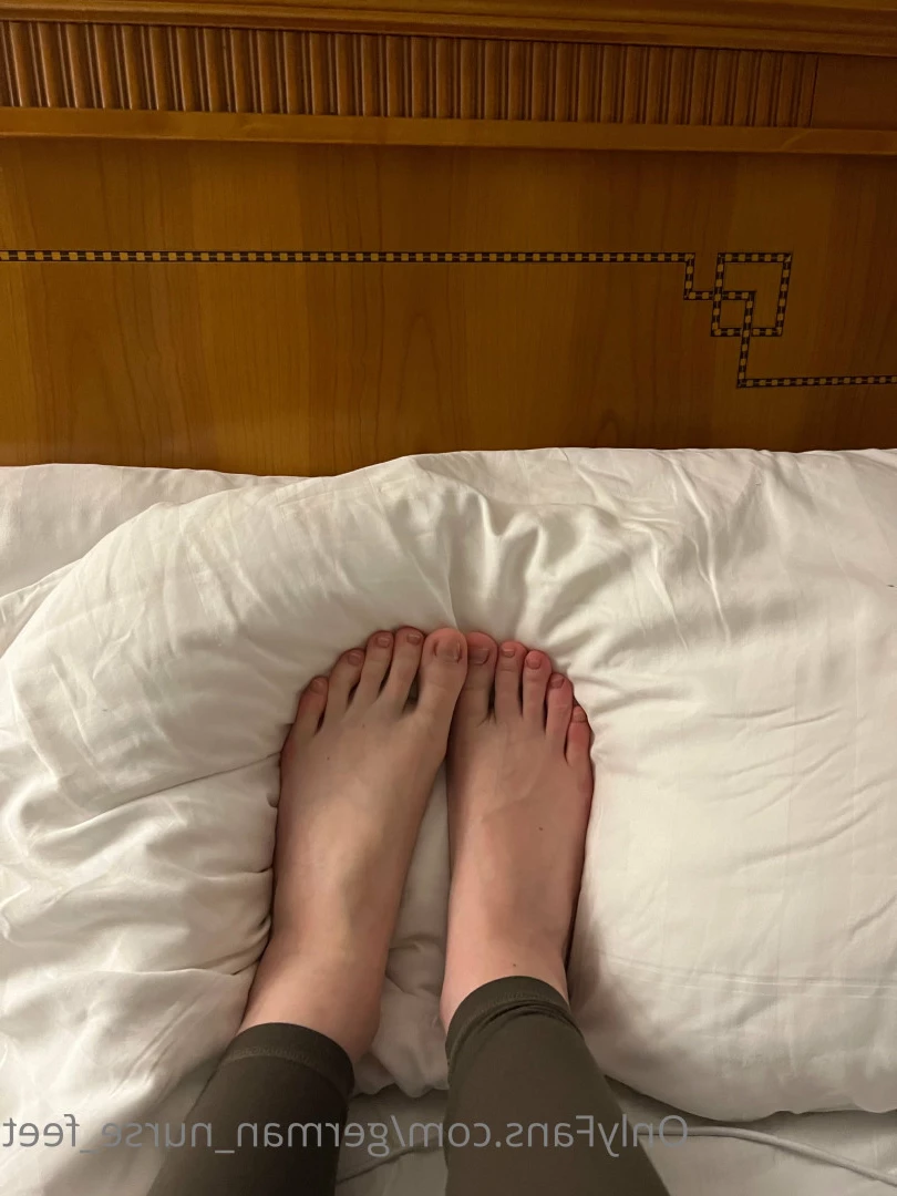 Nurse Jessica 👩🏽‍⚕️🖤 [ german_nurse_feet ] Onlyfans leaked photo 6626543 on Hotleaks.tv