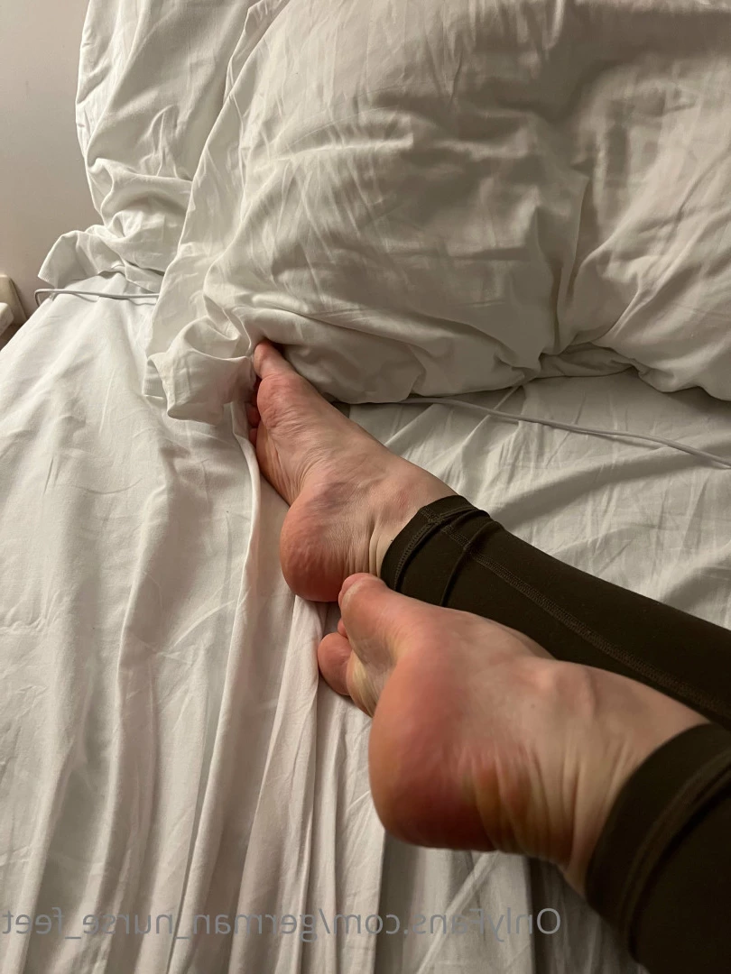 Nurse Jessica 👩🏽‍⚕️🖤 [ german_nurse_feet ] Onlyfans leaked photo 6626587 on Hotleaks.tv
