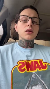 7597812