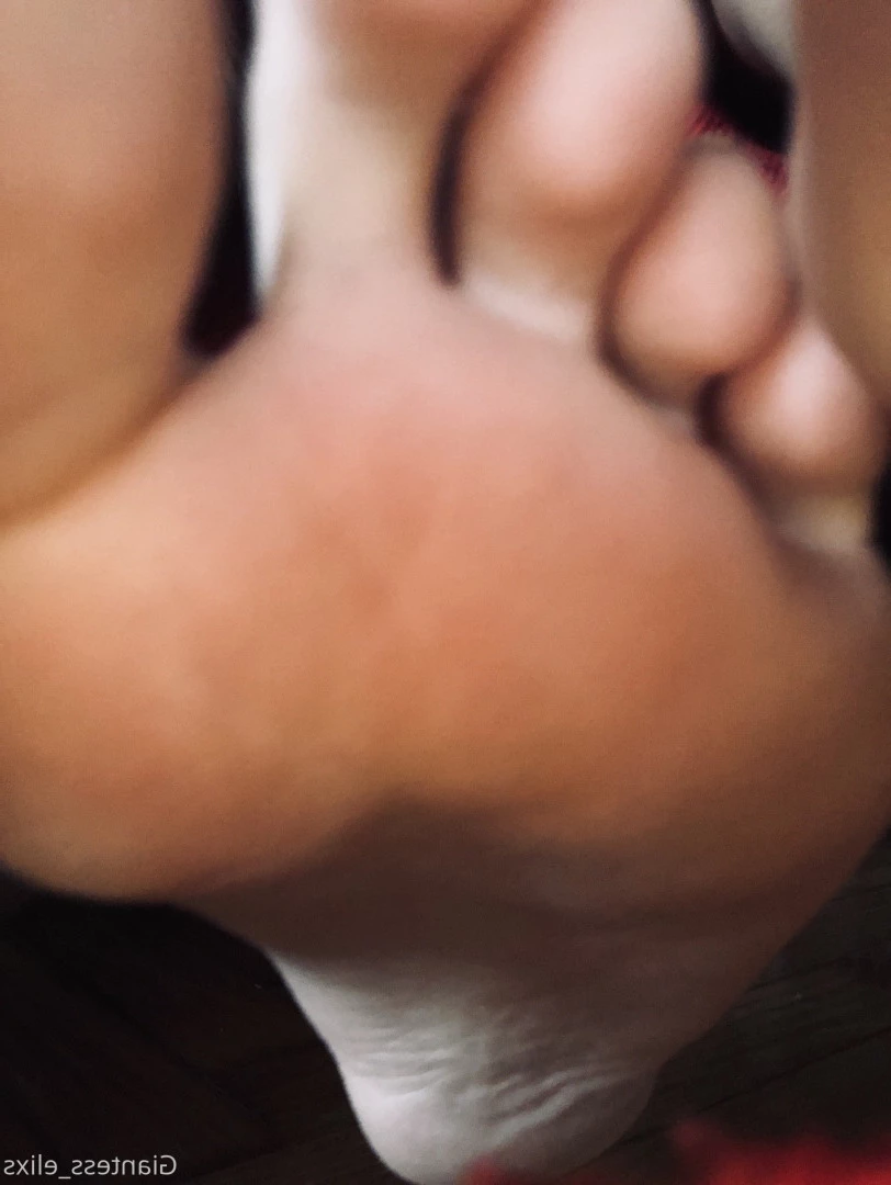 Giantess Elixs [ giantesselixs ] Onlyfans leaked photo 7453386 on Hotleaks.tv