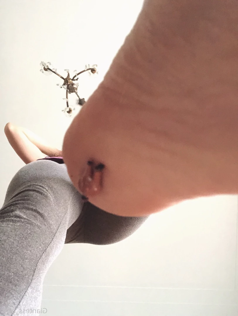 Giantess Elixs [ giantesselixs ] Onlyfans leaked photo 7453438 on Hotleaks.tv