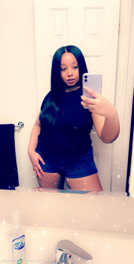 Club Gia B 🦋 [ clubgiab ] Onlyfans leaked photo 7409577 on Hotleaks.tv