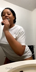 7592881