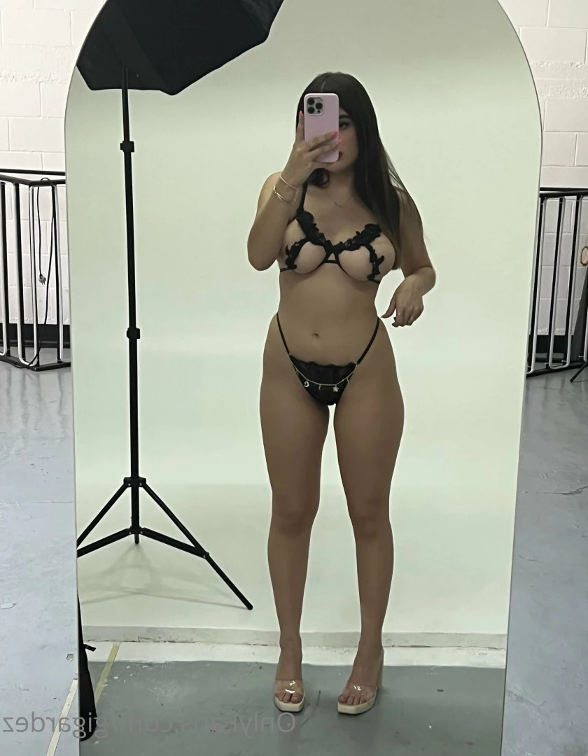 gabrielle🌘 [ gigardez ] Onlyfans leaked photo 7490137 on Hotleaks.tv