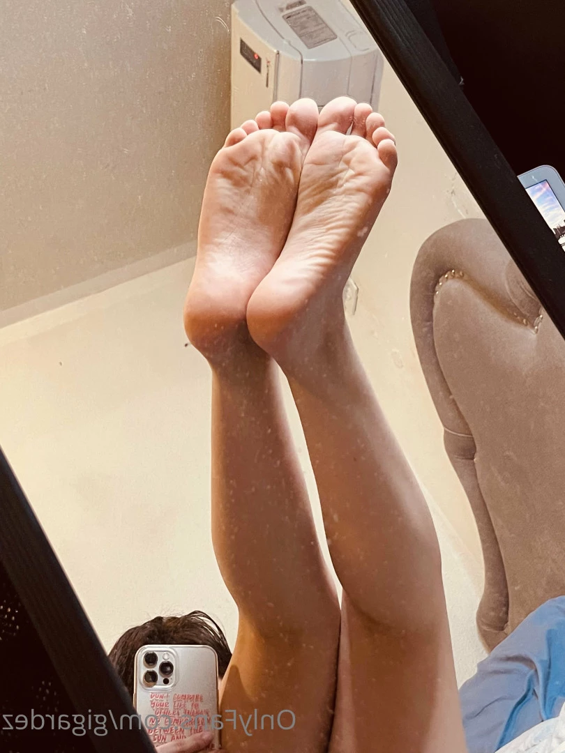gabrielle🌘 [ gigardez ] Onlyfans leaked photo 7490936 on Hotleaks.tv