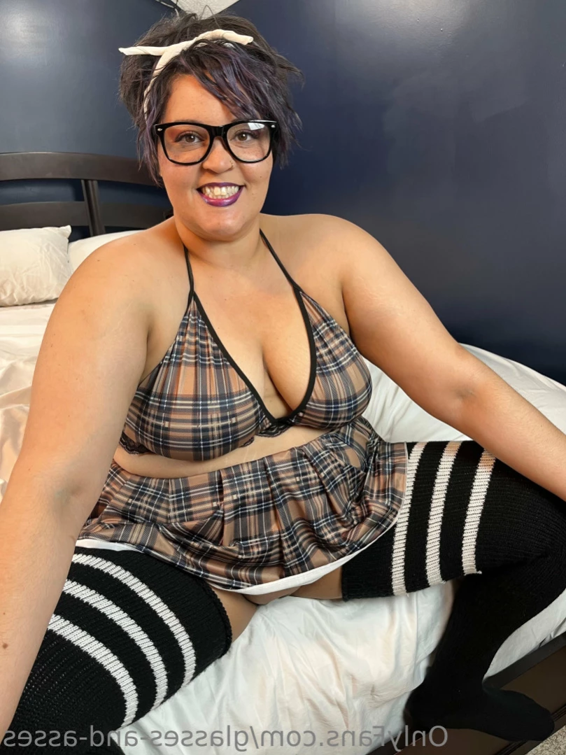 glasses-and-asses Onlyfans leaked photo 11051366 on Hotleaks.tv