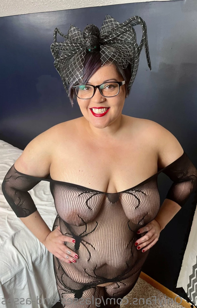 glasses-and-asses Onlyfans leaked photo 13783057 on Hotleaks.tv