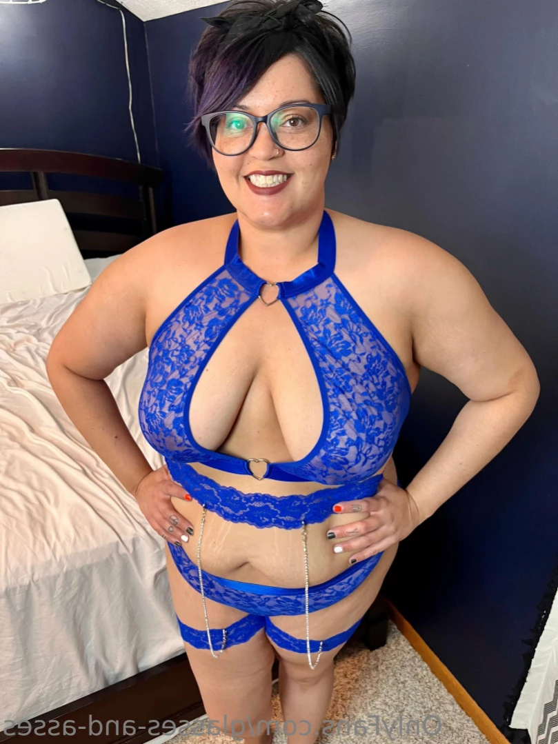 glasses-and-asses Onlyfans leaked photo 16313057 on Hotleaks.tv