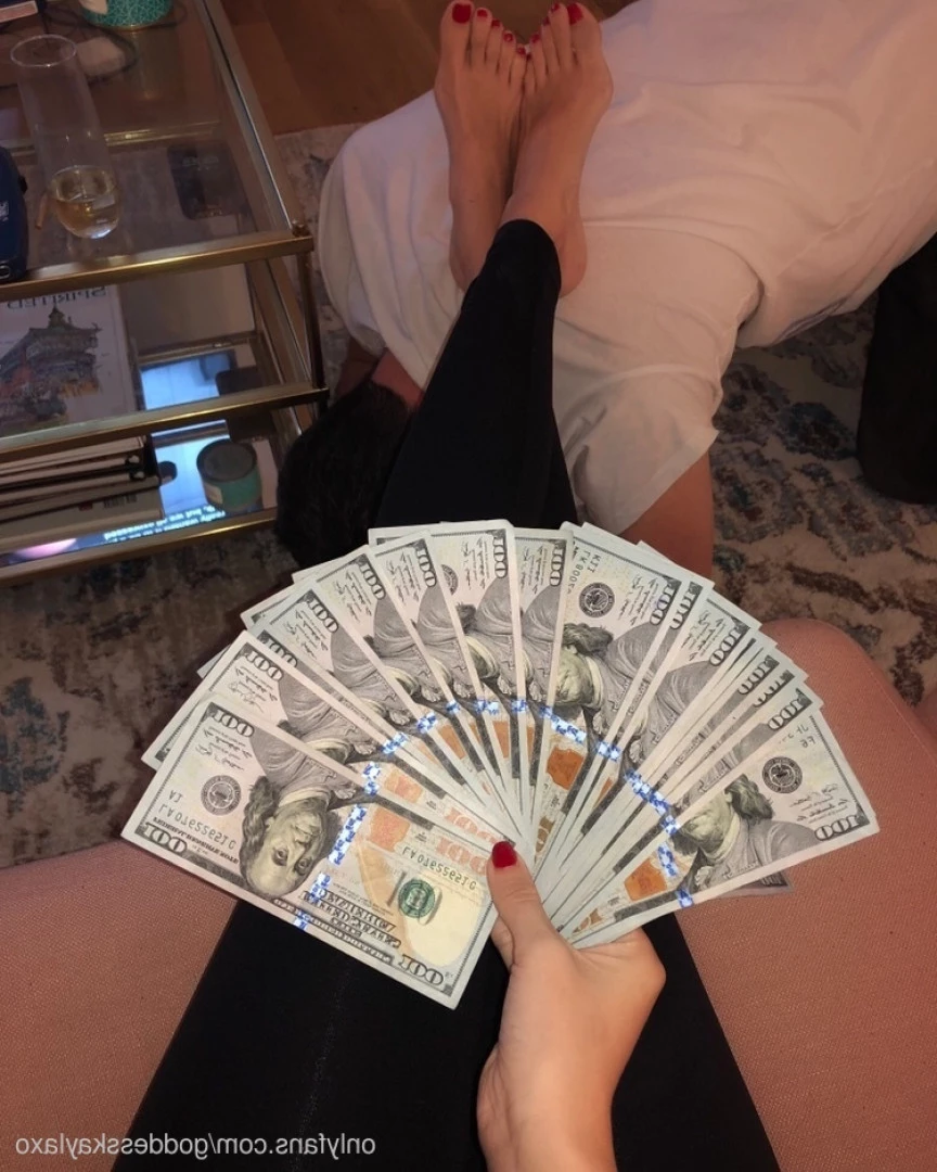 Goddess Kayla [ goddesskaylaxo ] Onlyfans leaked photo 7039585 on Hotleaks.tv